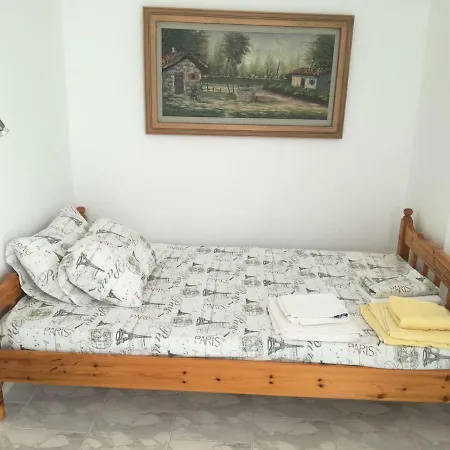 Seafront Apartment Keratokampos